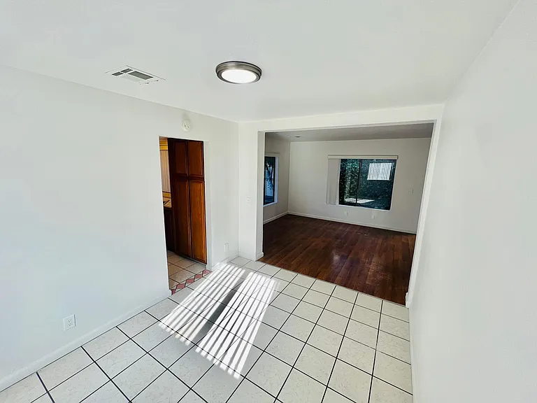 1640 23rd St #9 — Photo 2