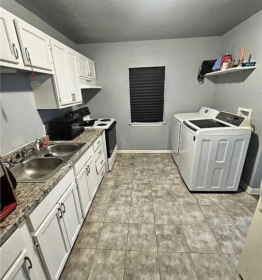 205 N Rusk St — Photo 11