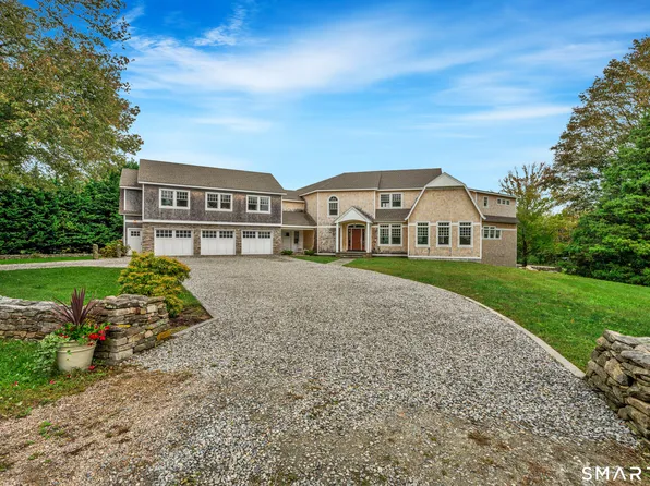 8 Montauk Avenue, Stonington, CT 06378