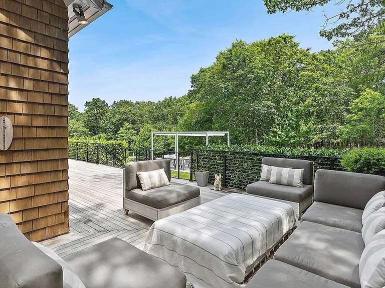 858 Old Sag Harbor Rd — Photo 38