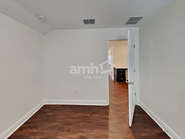 27518 Saint Andrews Ave — Photo 26