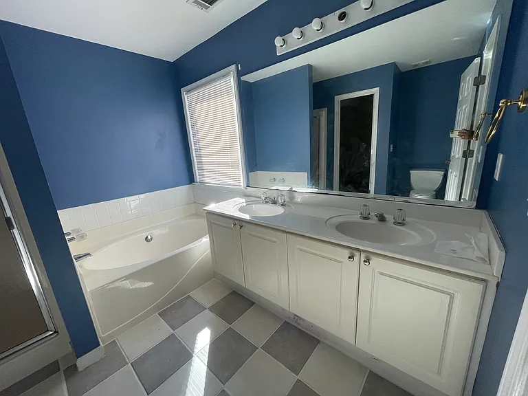 205 Morton Creek Cir — Photo 6