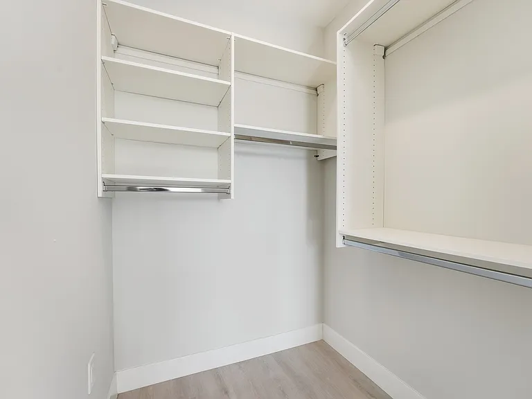 Skylar Lofts JC — Photo 24