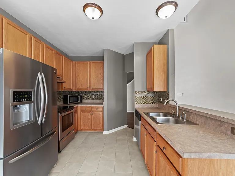 115 Jones St — Photo 5