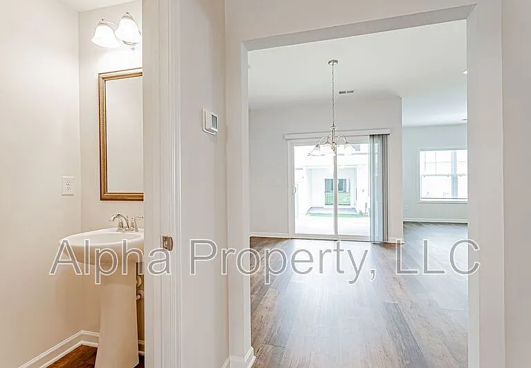 409 Wards Creek Way — Photo 5