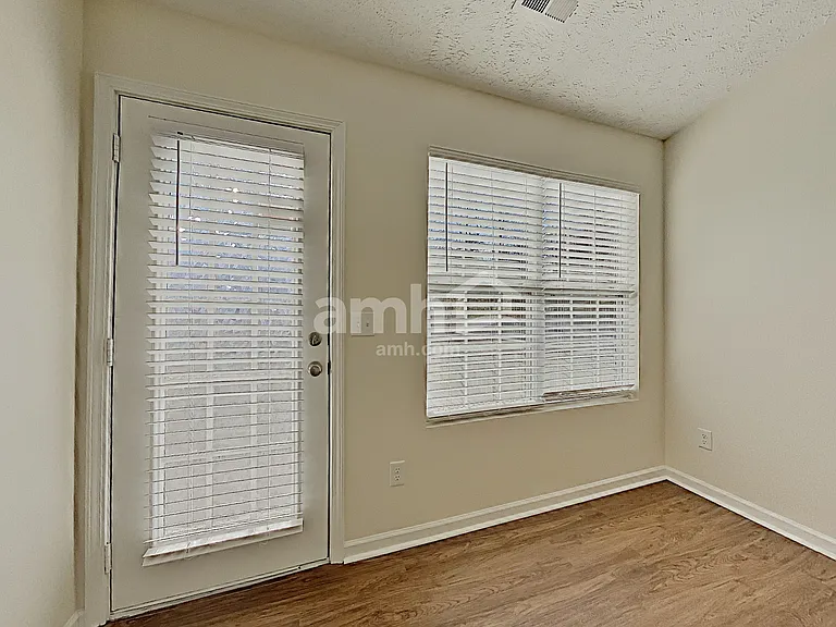 5034 Timber Trail Dr — Photo 5