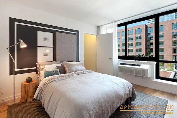 Rented by aptsandlofts.com | media 6