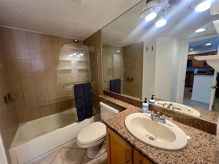 1515 E Broward Blvd #310 — Photo 8