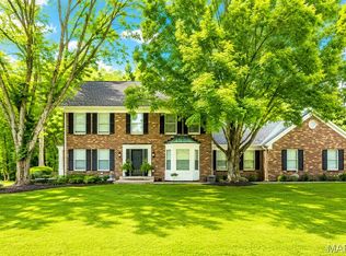 14801 Aurelia Dr, Florissant, MO 63034