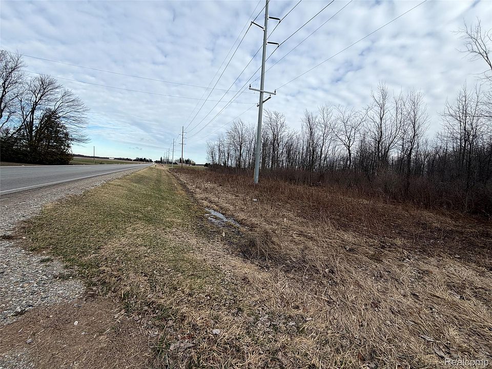 2nd image of 3155 Peck Rd