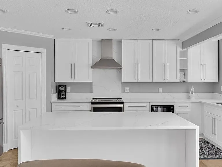 16627 Deer Path Ln — Photo 6