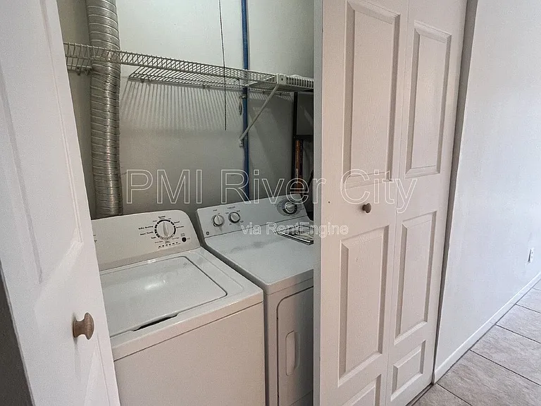 2300 Twelve Oaks Dr #F2 — Photo 17