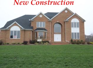 9 Lauren Ln, Hamilton, NJ 08620