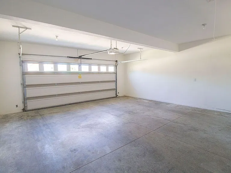 5305 Chamois Dr — Photo 34