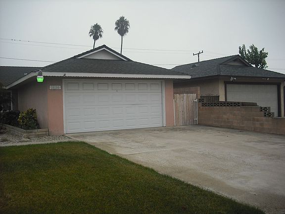 2nd image of 1836 N 7th Pl