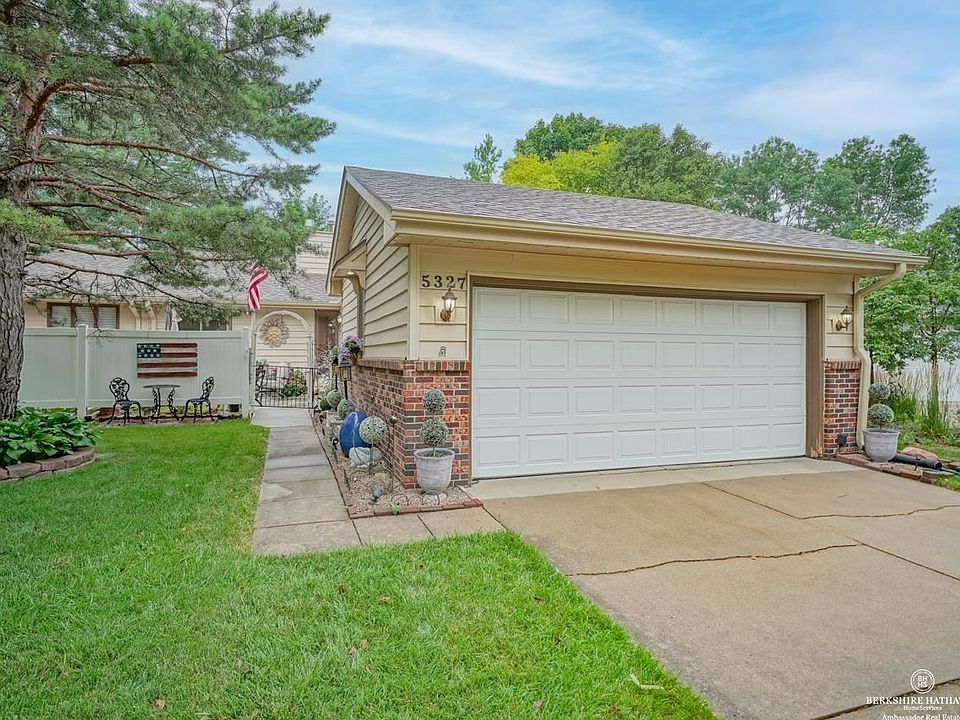 1st image of 5327 Thies Cove Dr