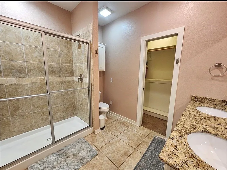 2800 Arbor Rd — Photo 9