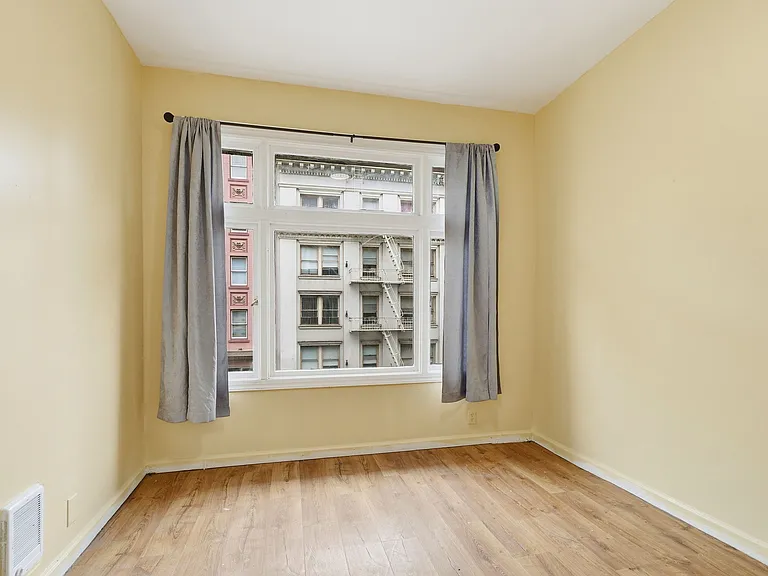 455-457 Ellis St #5 — Photo 6