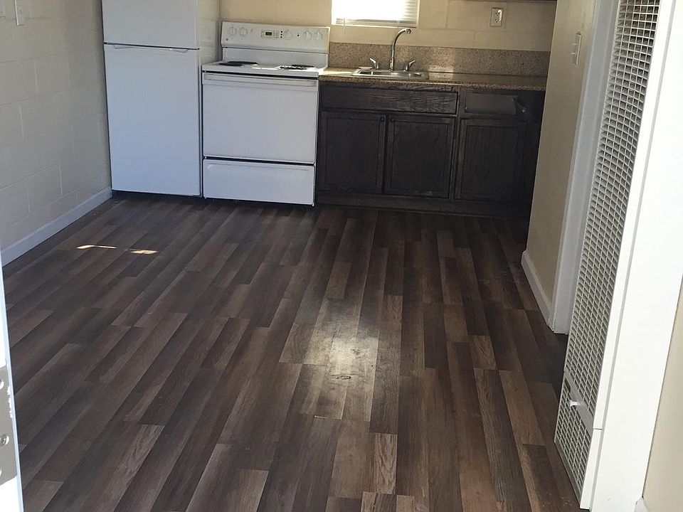 2nd image of 1950 A St #A/d