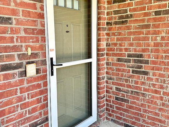 4th image of 1113 Grace Point Dr Unit A