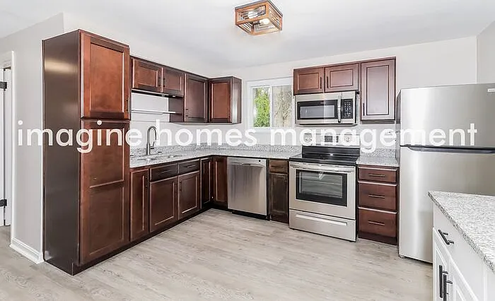 4437 Kitty Ln — Photo 7
