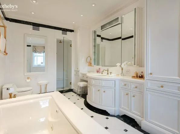 781 5th Avenue image 5 of 13