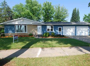 549 N Willow St, Reedsburg, WI 53959