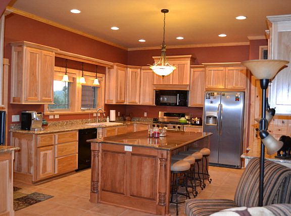 5th image of 122 Woodpine Ct