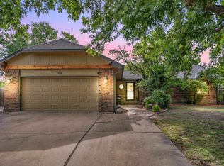 1928 S Capri Cir, Wichita, KS 67207