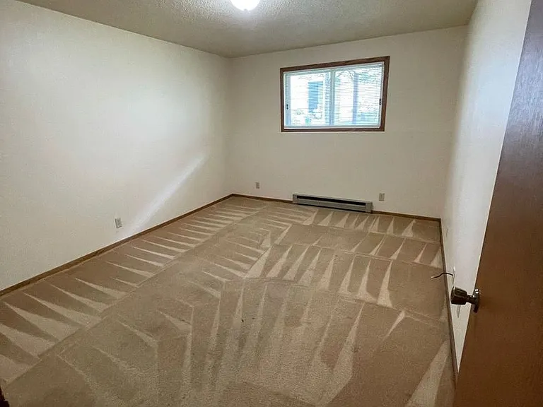 874 Kari Dr — Photo 14