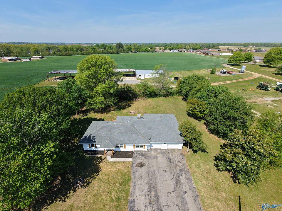 1st image of 1199 Walker Ln
