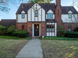 51 Cunningham St, Springfield, MA 01107