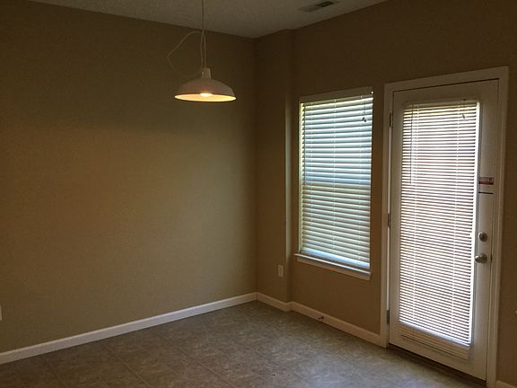 4th image of 6078 Marsh Cir