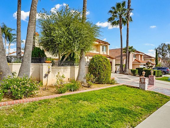 4th image of 73 Hidden Valley Rd