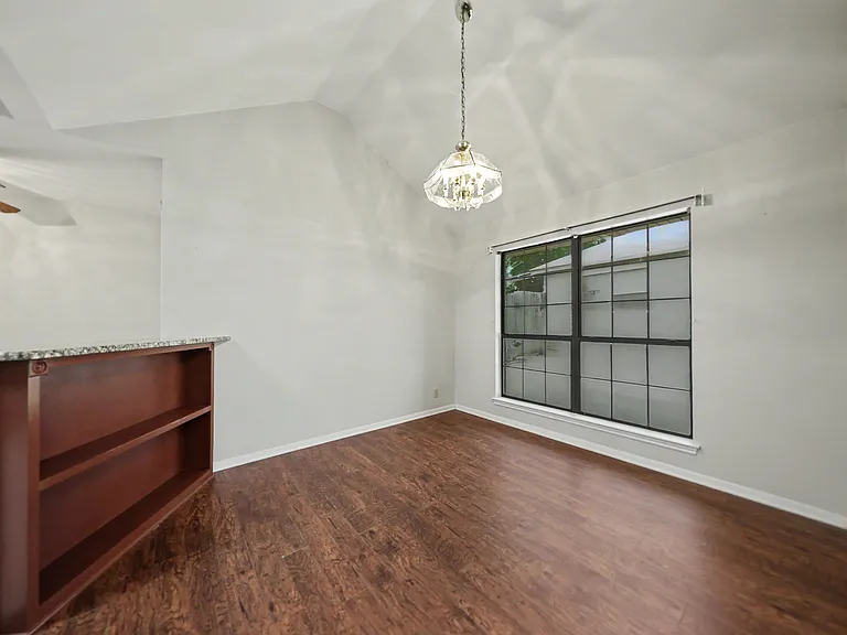 4522 Lone Star Trl — Photo 11