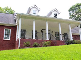 323 Three Hills Dr, Cleveland, GA 30528