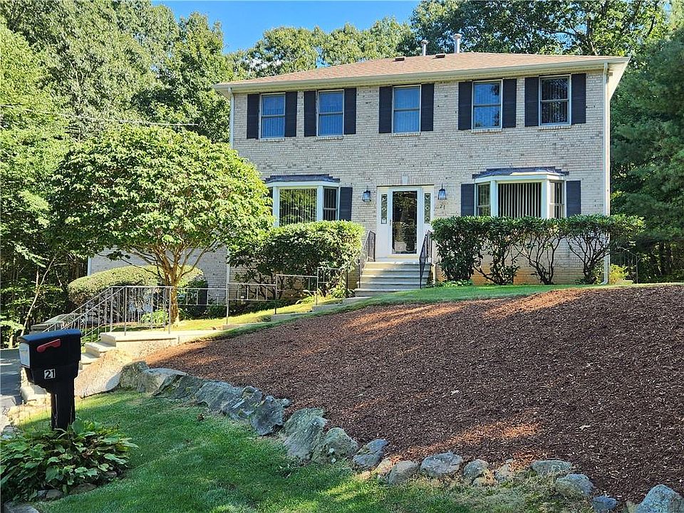 21 Pine Hill Dr, Cranston, RI 02921 Zillow