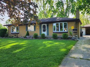 38233 Hyman St, Westland, MI 48186