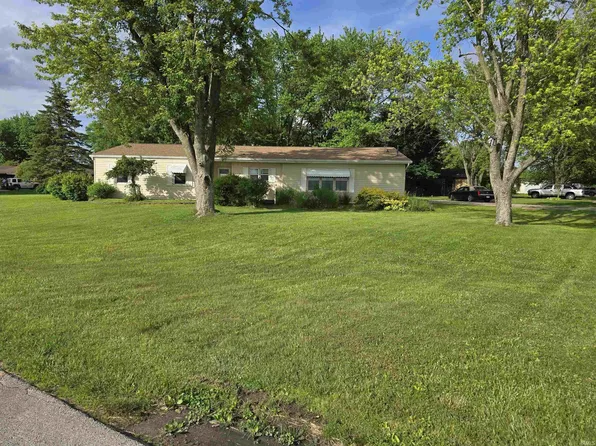 2014 Bryn Mar Dr, Kokomo, IN 46902