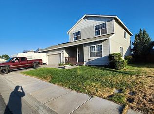 1975 NW Prickly Pear Dr, Hermiston, OR 97838