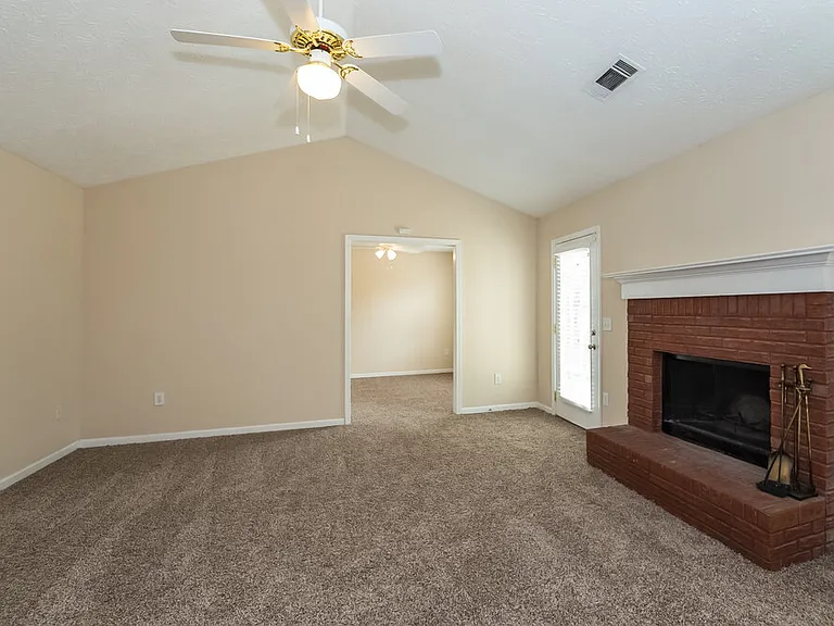 4171 Edenbrooke Cir — Photo 4