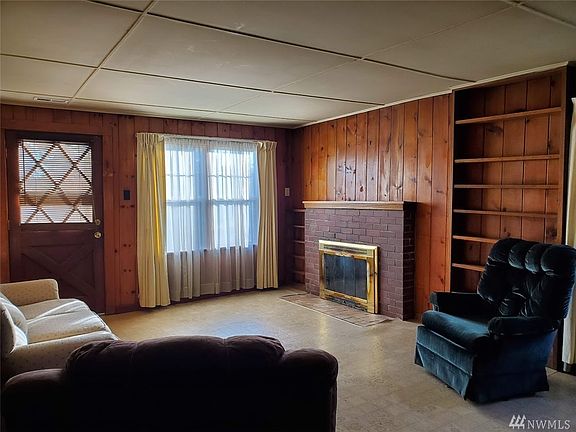 2nd image of 1157 95th St E