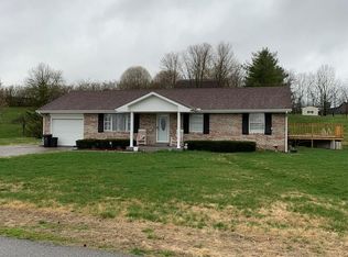 108 Greenway Dr, Flemingsburg, KY 41041