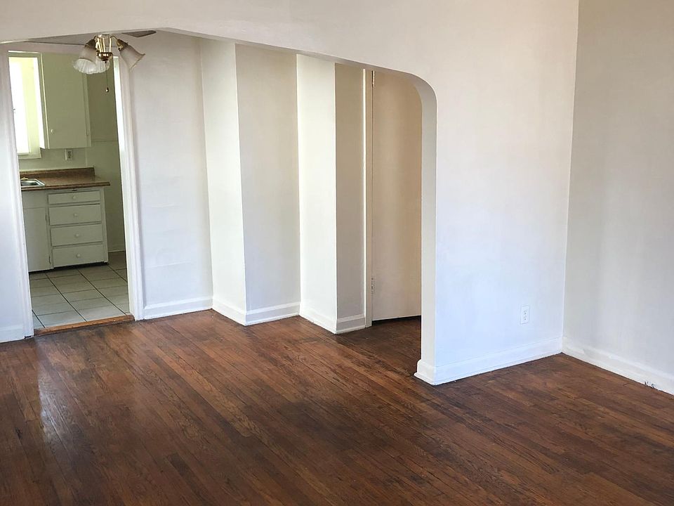 2nd image of 1815 N 38th St