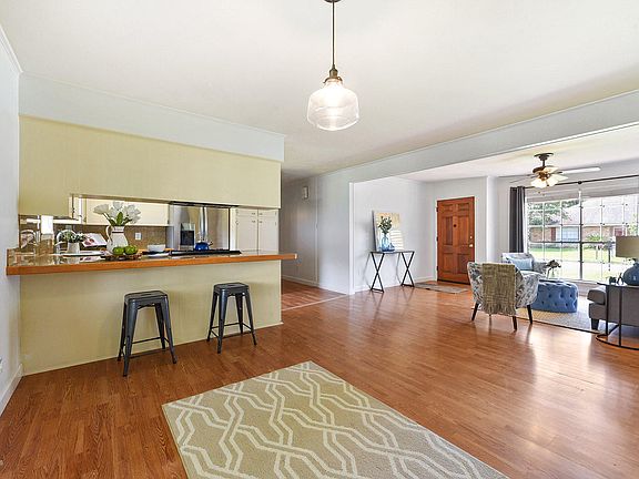 4th image of 103 Eastland Dr