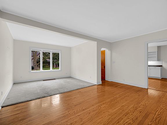 5th image of 816 Jefferson St