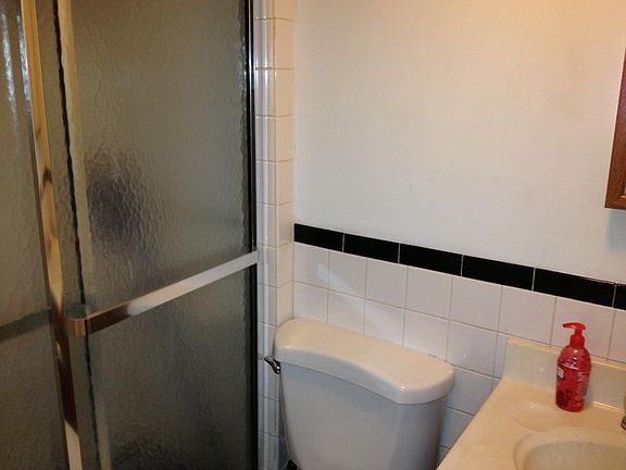 4th image of 714 Madison Ave APT 11