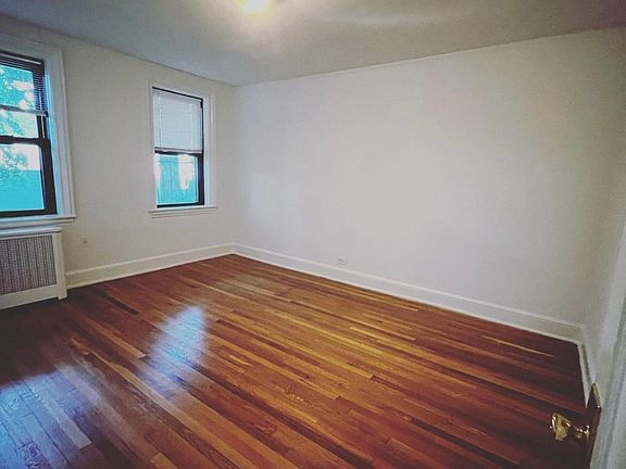 2nd image of 1421 Mamaroneck Ave #F3