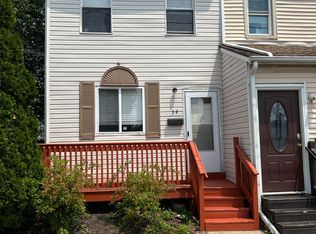 54 S Railroad Ave, Gloucester City, NJ 08030
