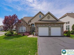 2930 Lifford Ln, Macungie, PA 18062
